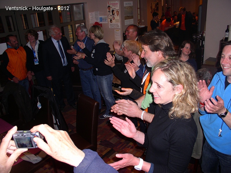 P5190011 (2).jpg - ... ainsi que les bénévoles chargés de l'organisation du festival par nos applaudissements.